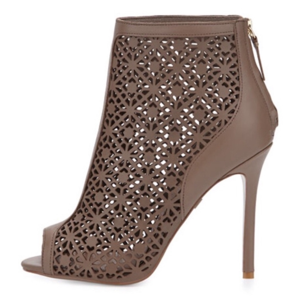 Badgley Mischka Leather Peep Toe Bootie Size 8.5 🆕